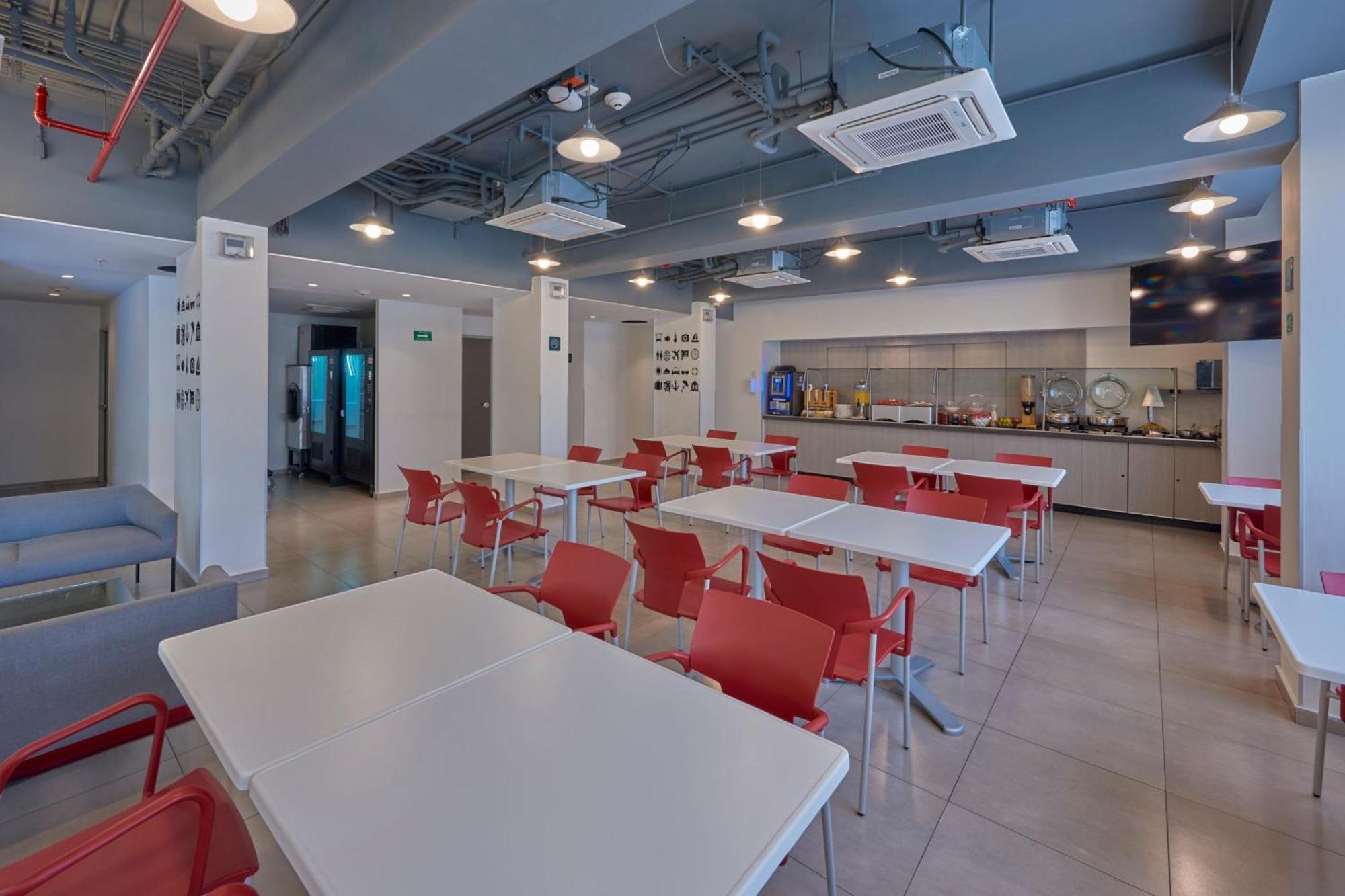 City Express Junior By Marriott Leon Centro De Convenciones المظهر الخارجي الصورة