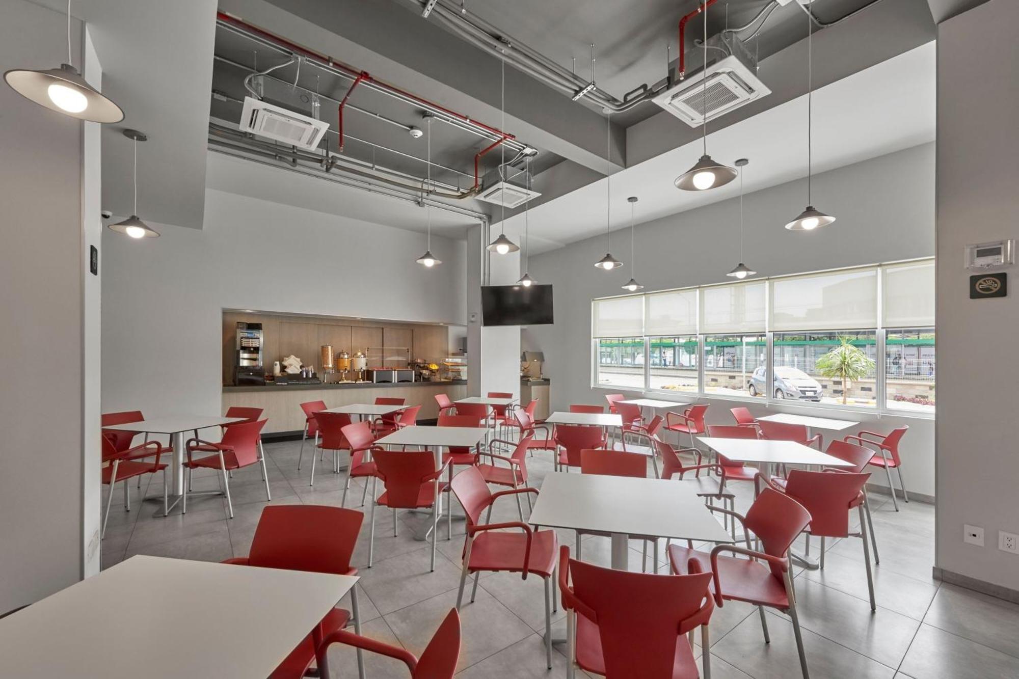 City Express Junior By Marriott Leon Centro De Convenciones المظهر الخارجي الصورة