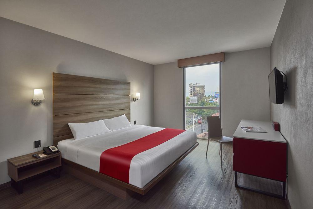 City Express Junior By Marriott Leon Centro De Convenciones المظهر الخارجي الصورة